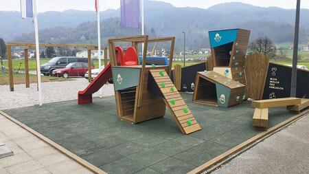 nova igrala v Športnem parku Horjul_Tomaž Šivic